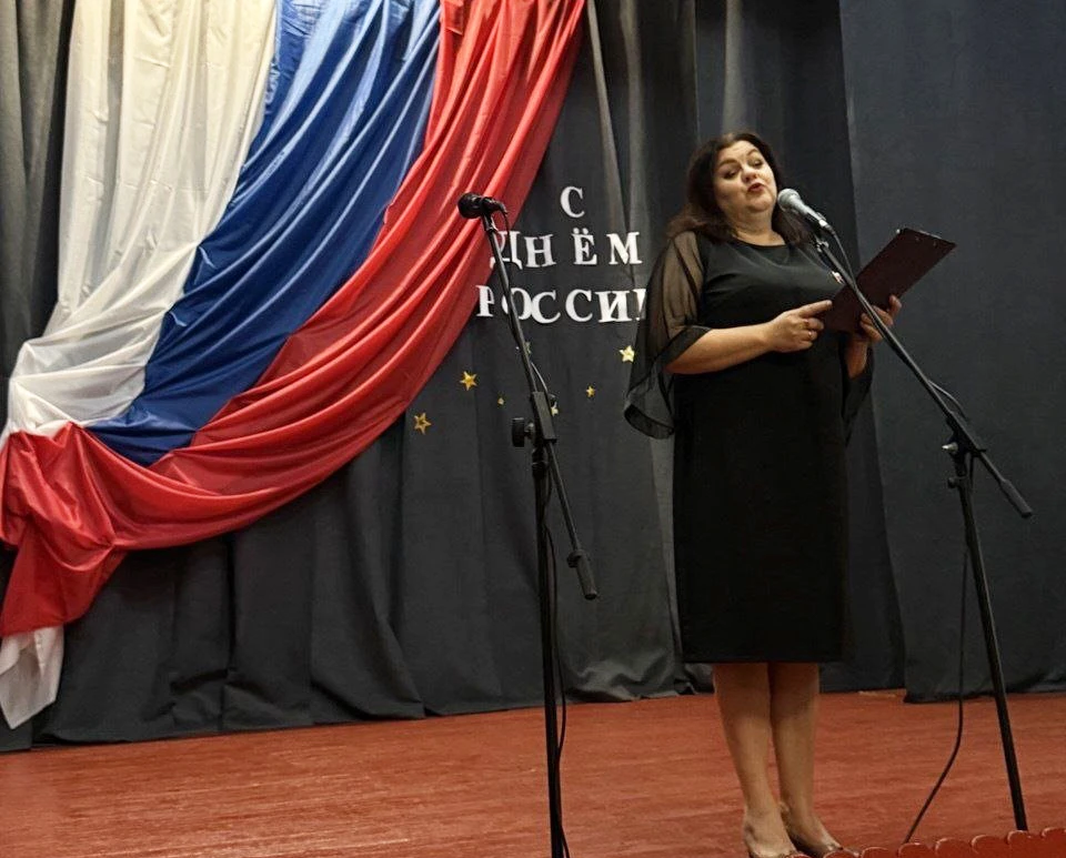 Творческий вечер в ДК поселка Северный

✨🎊11 июня, в преддверии Дня России, во Дворце культуры посе