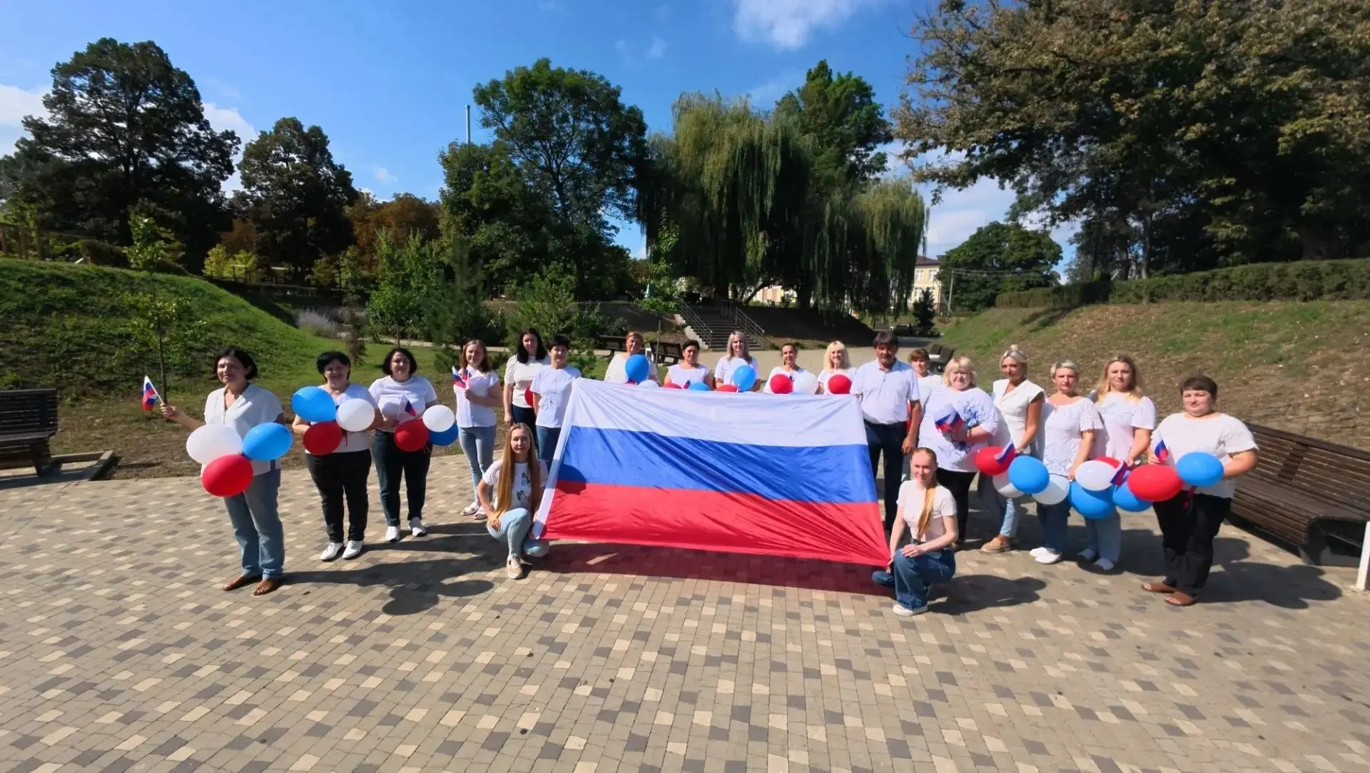 День Государственного флага Российской Федерации🇷🇺⁣
