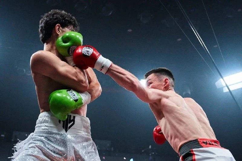 🥊 Боксер из Миасса Вильдан Минасов вышел в финал Гран-при RCC. В полуфинале, прошедшем в Екатеринбу