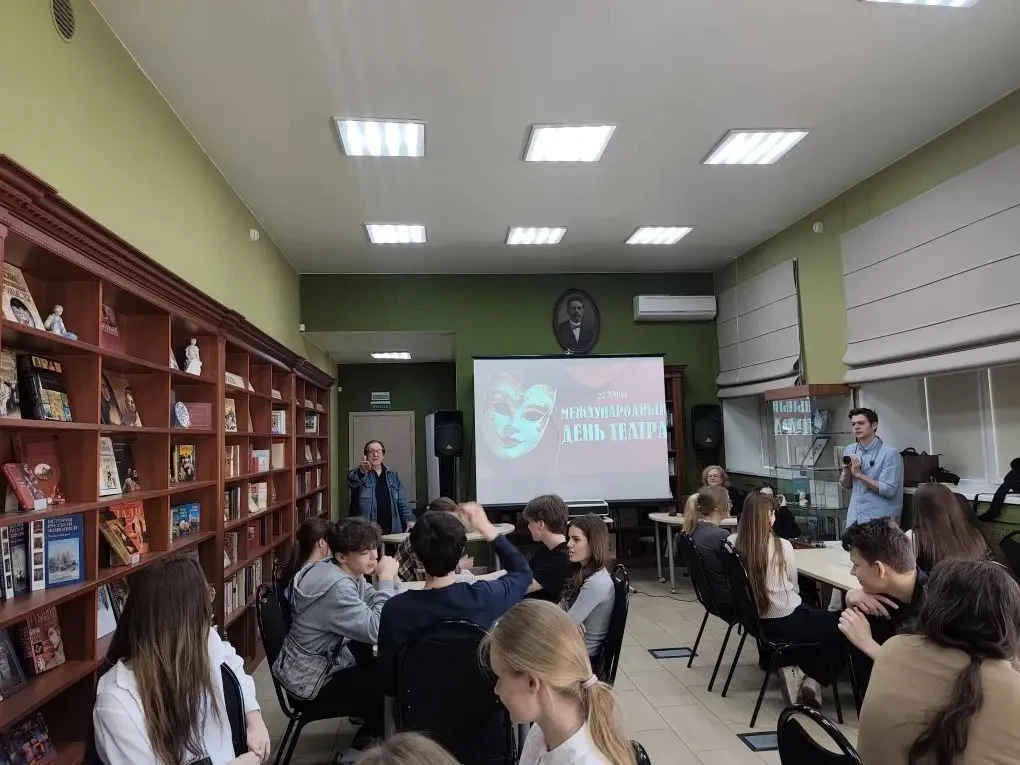 Учащиеся 9 «Г» класса МОУ «СОШ имени А.П.Чехова» вместе со своим классным руководителем приняли учас