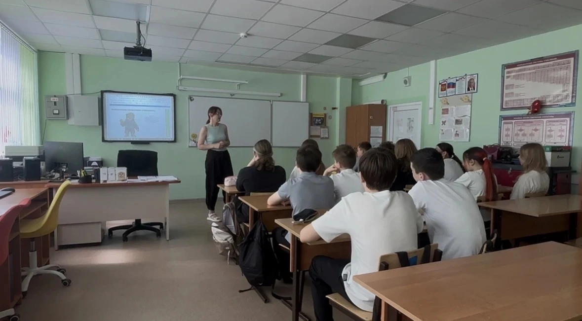 21.05.2026  В МБОУ СОШ 1 состоялись вводные занятия пилотного курса внеурочной деятельности «Киберур
