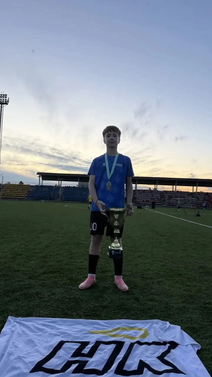 🏆Ученик 5 «В» Мурзаков Михаил стал Победителем футбольного турнира «Кубок Севера», кот...