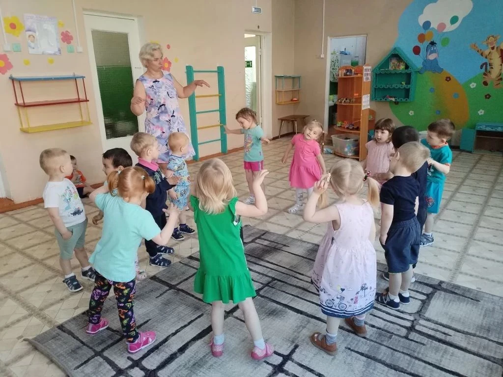 Игра является одним из самых важных занятий ребёнка. Игра для ребёнка – это не просто р...