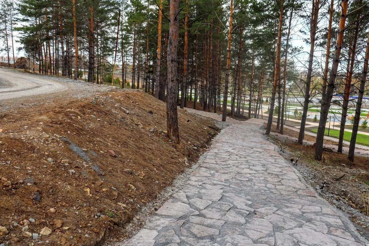 Новое место для отдыха в самом центре Кемерова готовится к открытию.  🌲 Парк планируют открыть уже э