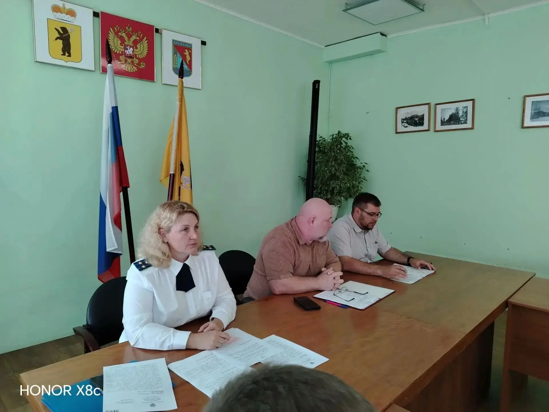 Прокурор Брейтовского района Светлана Смирнова приняла участие в заседании Муниципально...