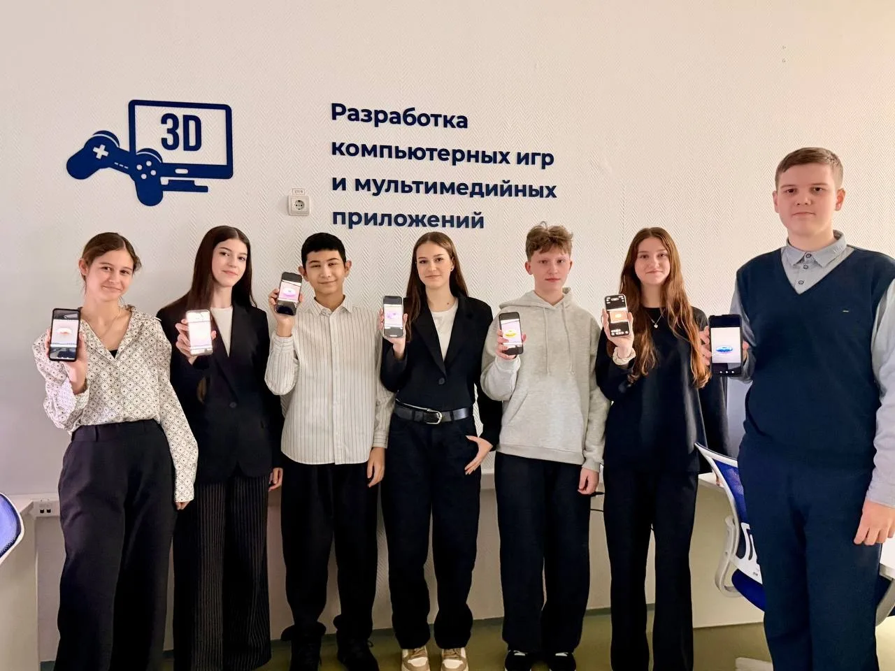 📸 Небольшой фотоотчет с проекта «Прикоснись к профессии».  🔥Напомним, что в рамках деловой программы
