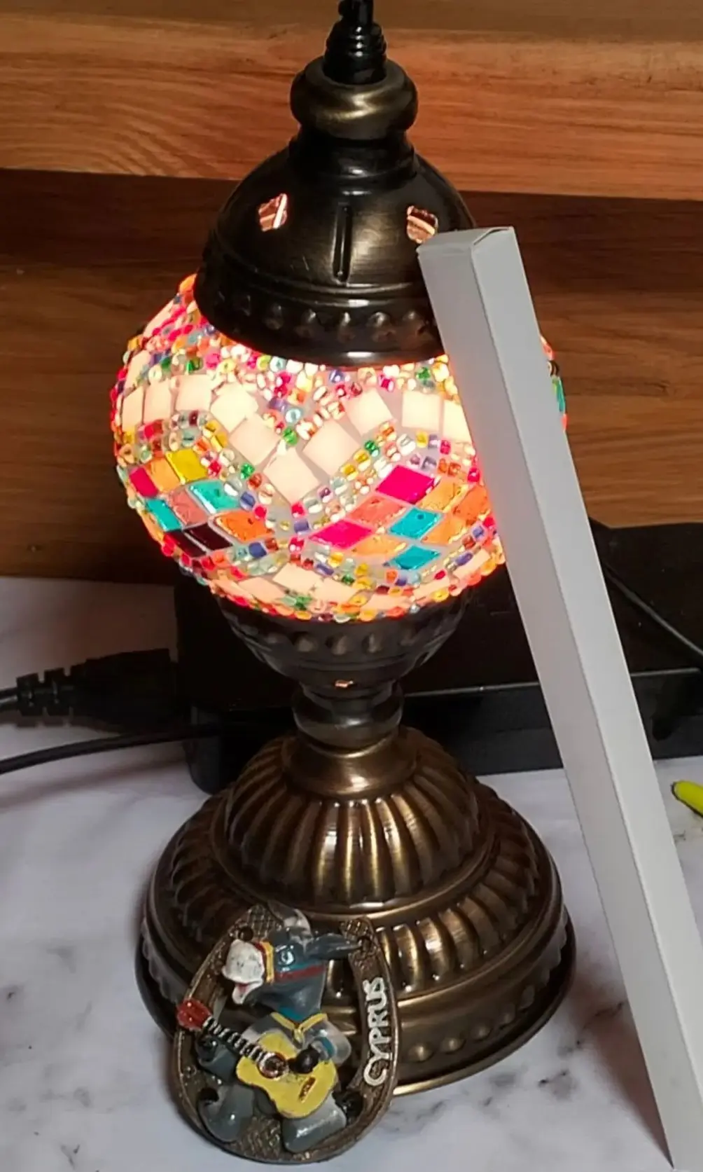 Смотрите👀, какой светильничек, handmade  мы привезли в подарок с Кипра 🏝️, брату супр...