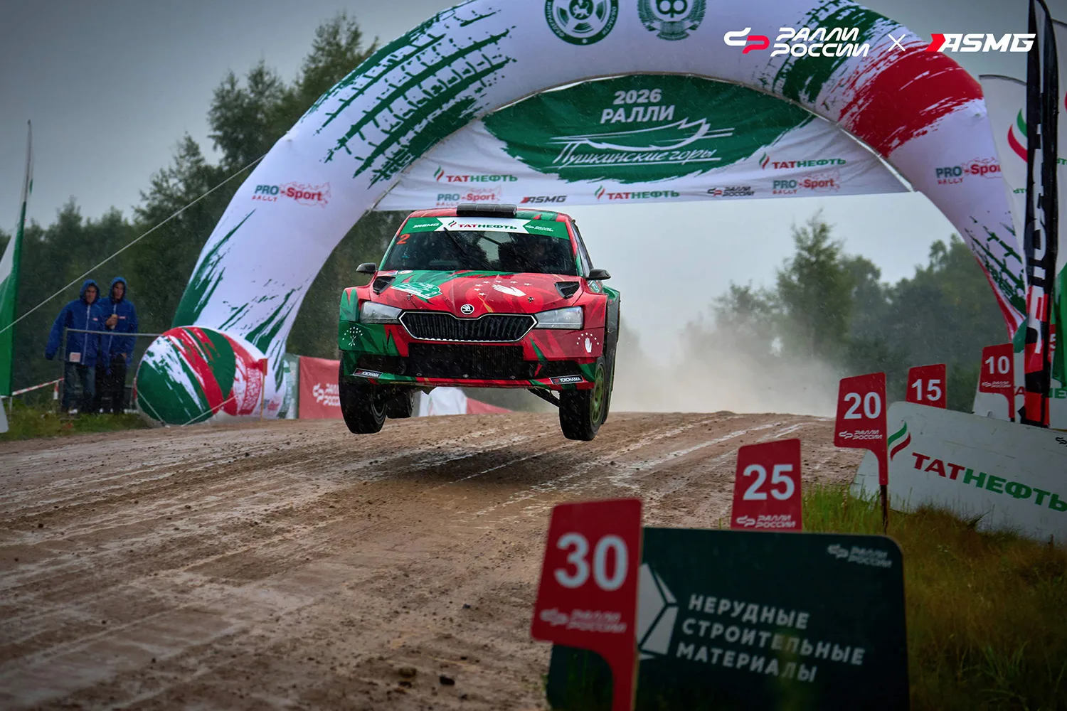 🚘 На автомобильном портале Drom.ru вышел очередной репортаж о российском ралли – на эт...