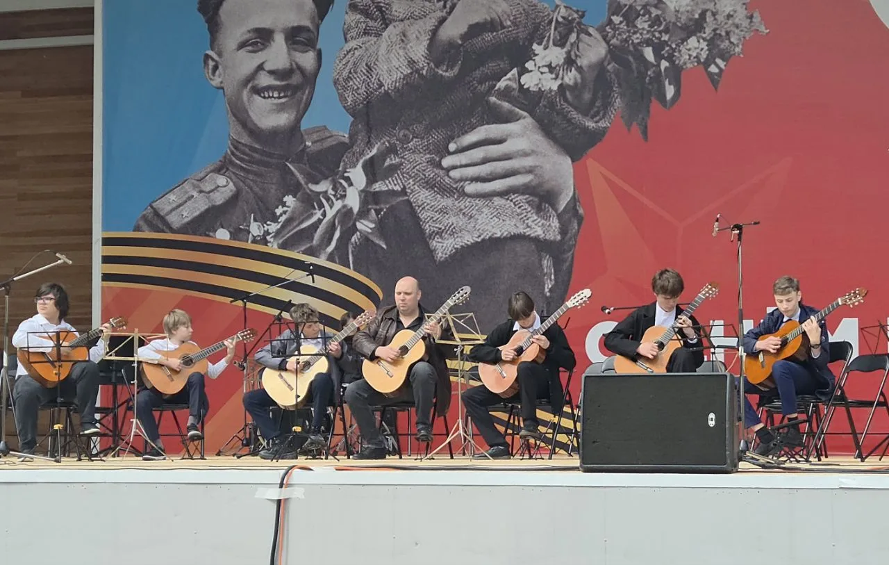 🌿30 мая, обучающиеся музыкального отделения🎼 по классу гитары🎸 (педагог Манушевич Николай Констан
