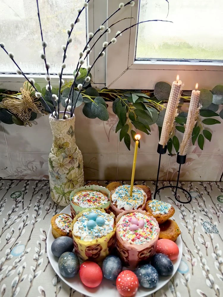Поздравляем с праздником Светлой Пасхи 🙏 Здоровья вам и вашим близким! Мирного неба вс...
