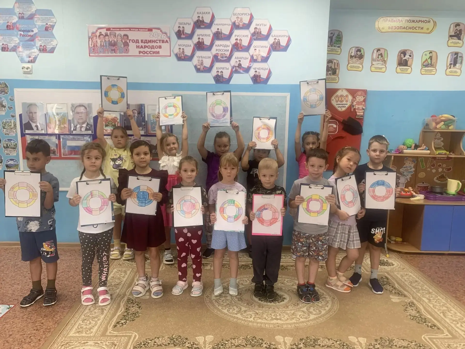 🌞Лето подходит к концу, а воспитанники старшей группы "Ромашка" и подготовительной гру...