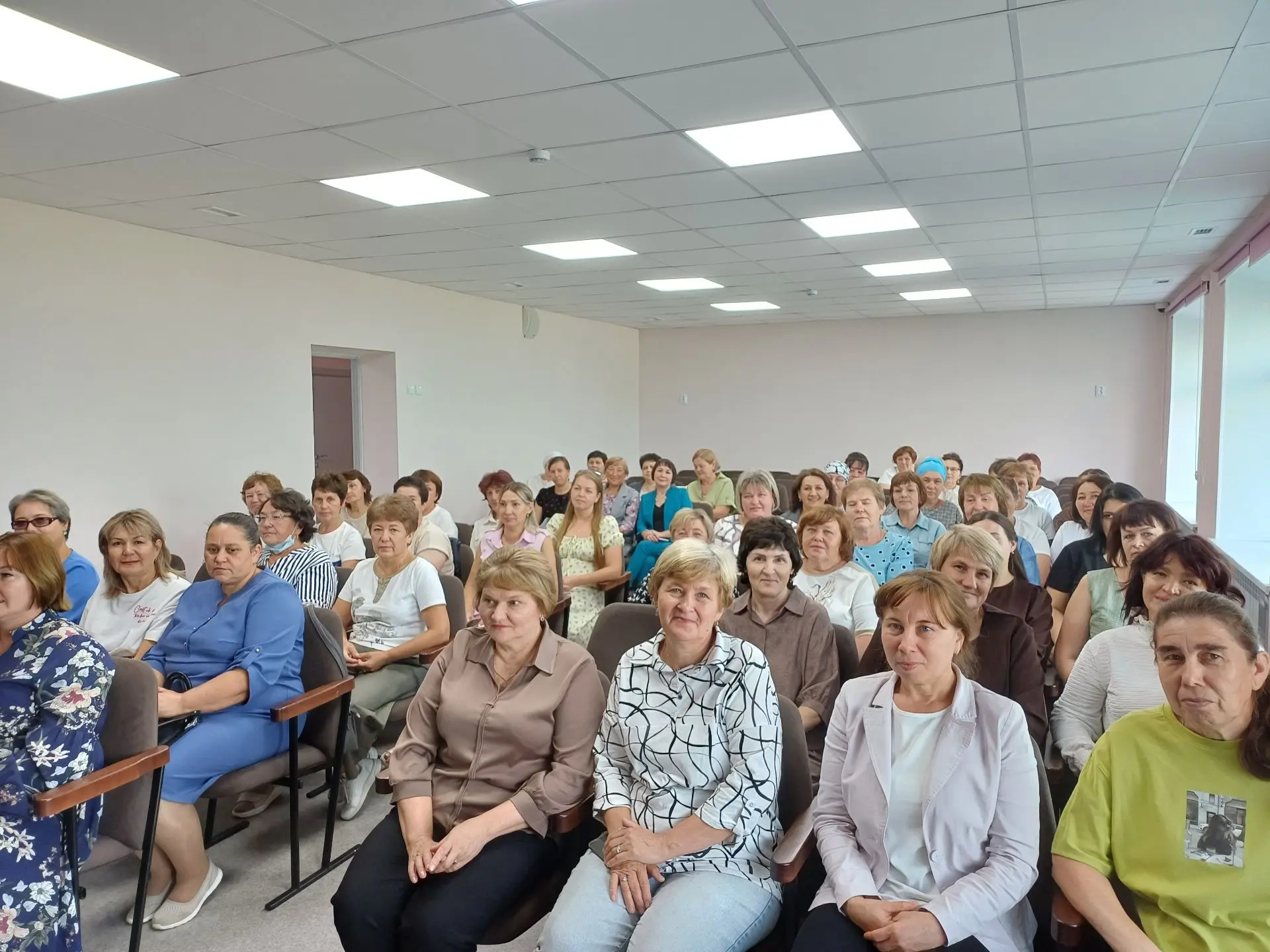Педагогический старт: в Черемшанской школе №1 состоялось августовское секционное заседа...