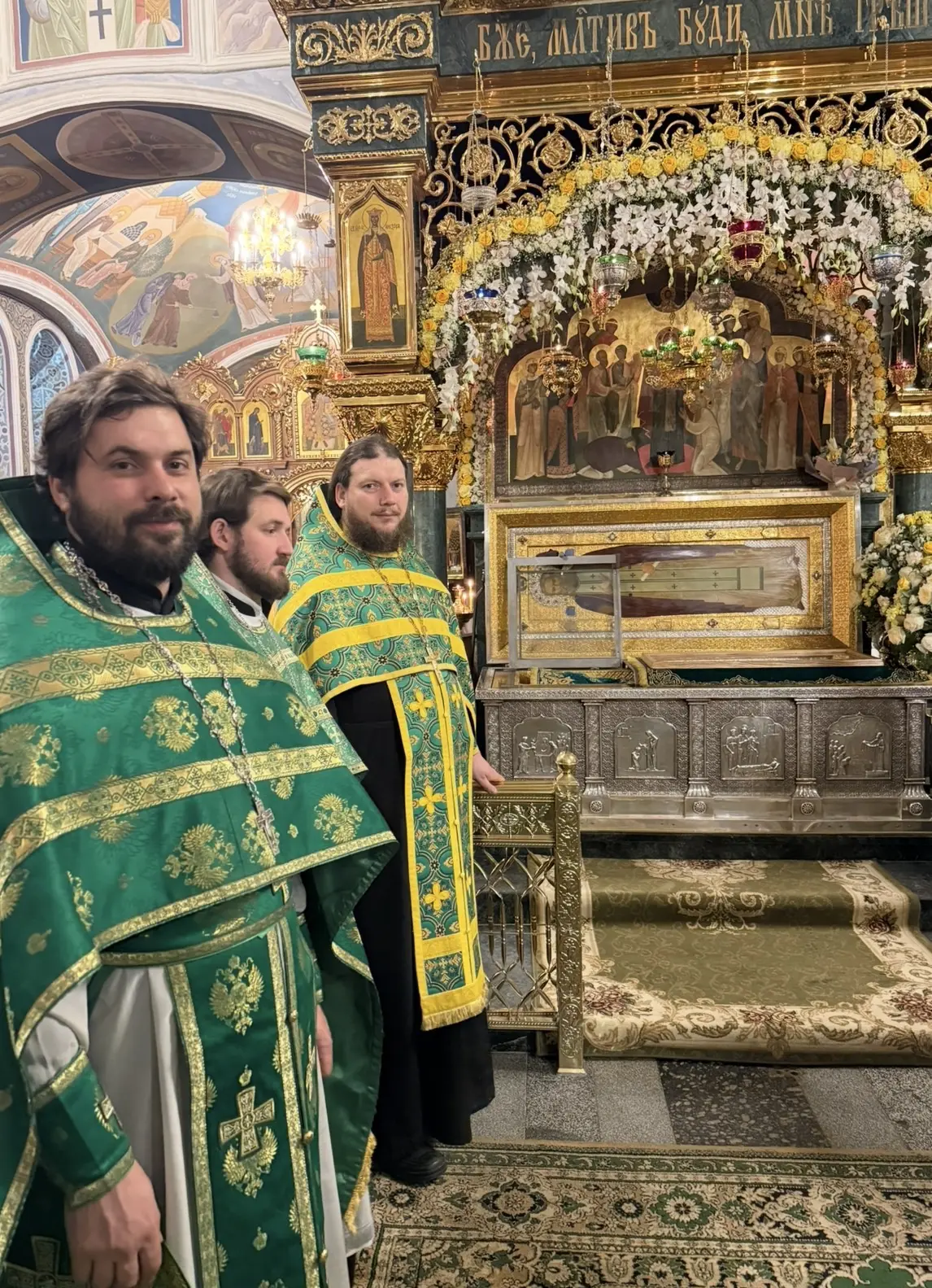 10 цитат прп. Серафима Саровского:

Малая милостыня много способствует к получению Царства Небесного