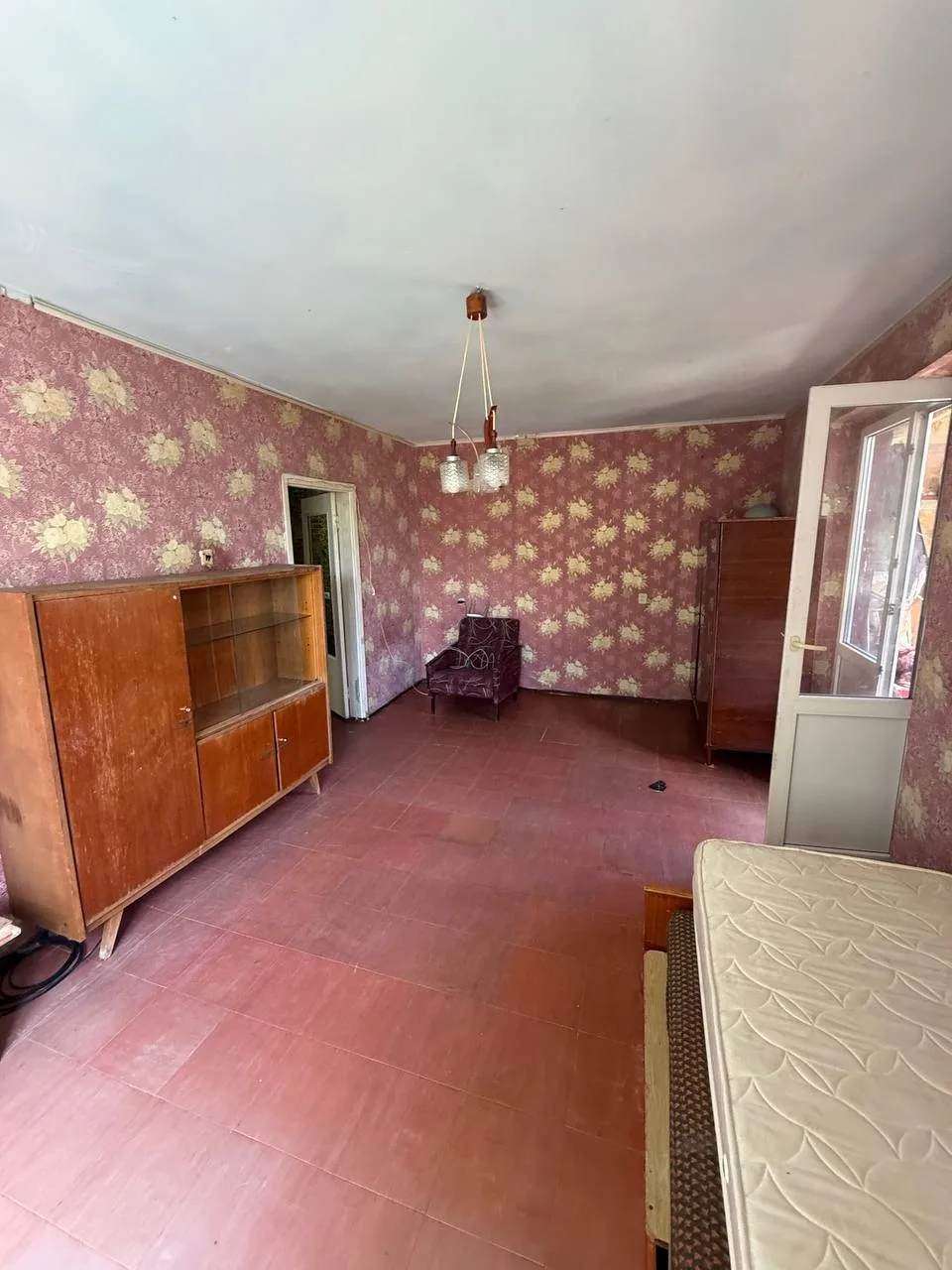 Продам 1 комн,  кв. Дзержинского 3/9, р-н маг.Окей,  38 кв, панель,