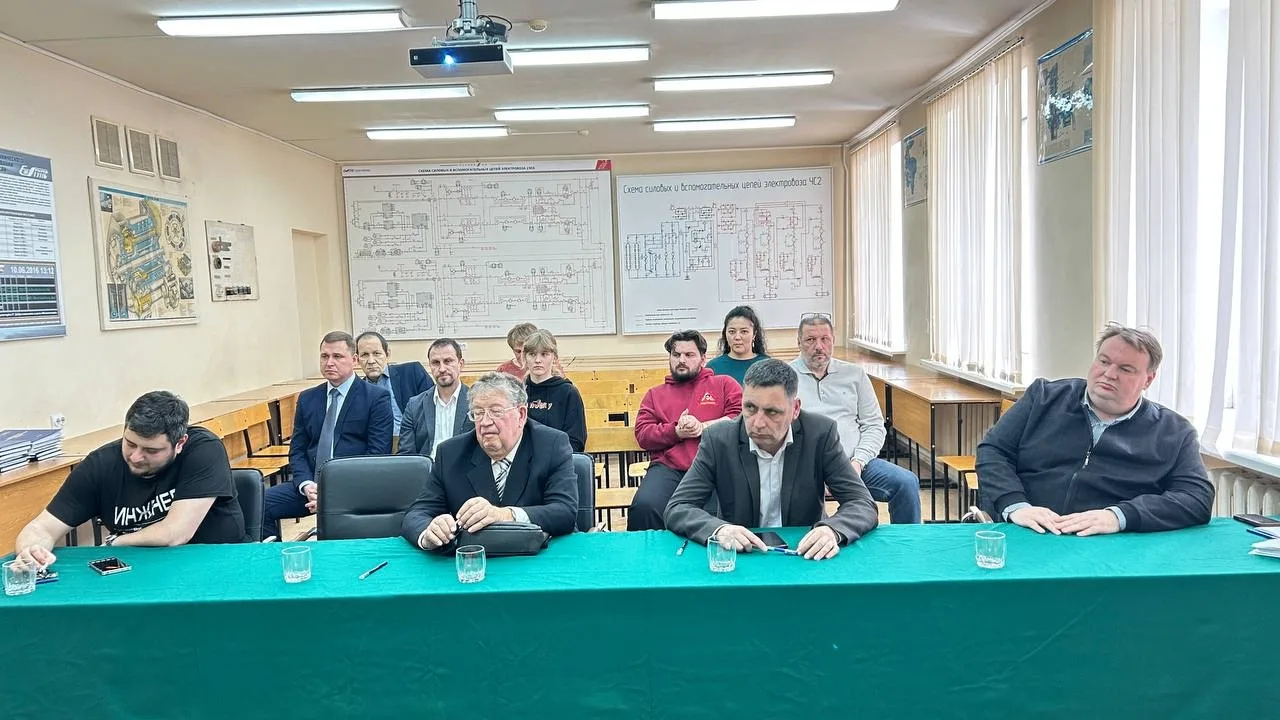 ⚡️Встреча с работодателями⚡️  ⚡️В институте транспортного строительства и подвижного состава состоял