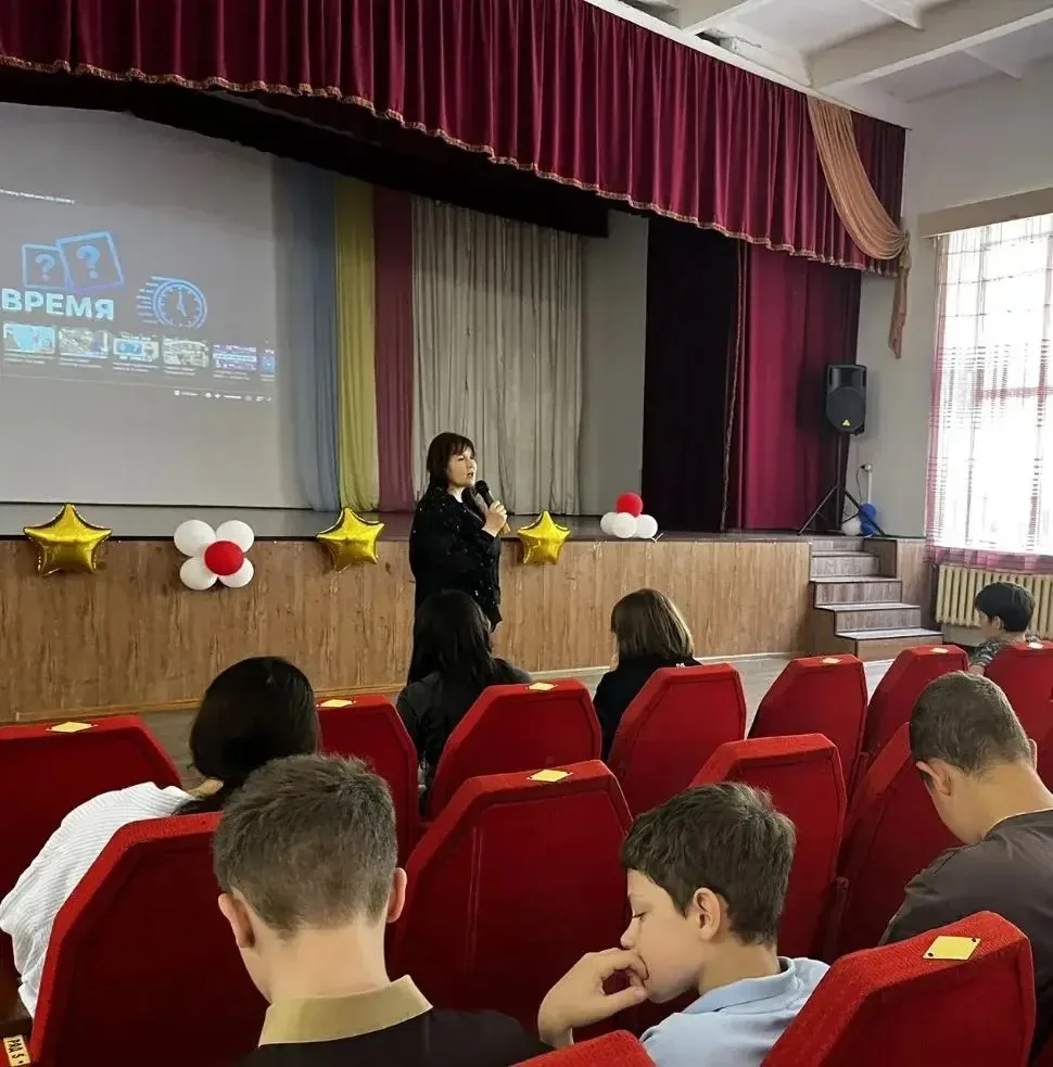 Помощь в выборе будущего: профориентация пройдена!
В летнем лагере состоялась встреча с педагогом-пс