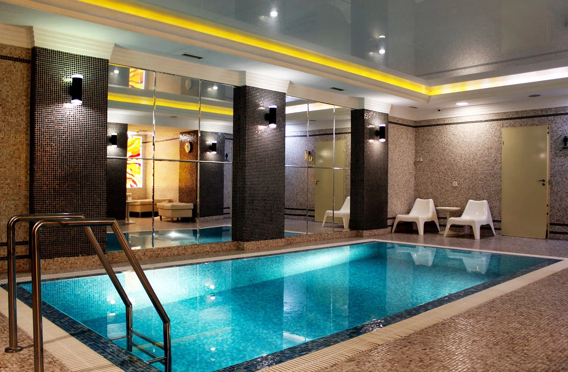 Wellness center отеля "Бардин" (бассейн, сауна, хамам).               Промокод "МАХ" - ...