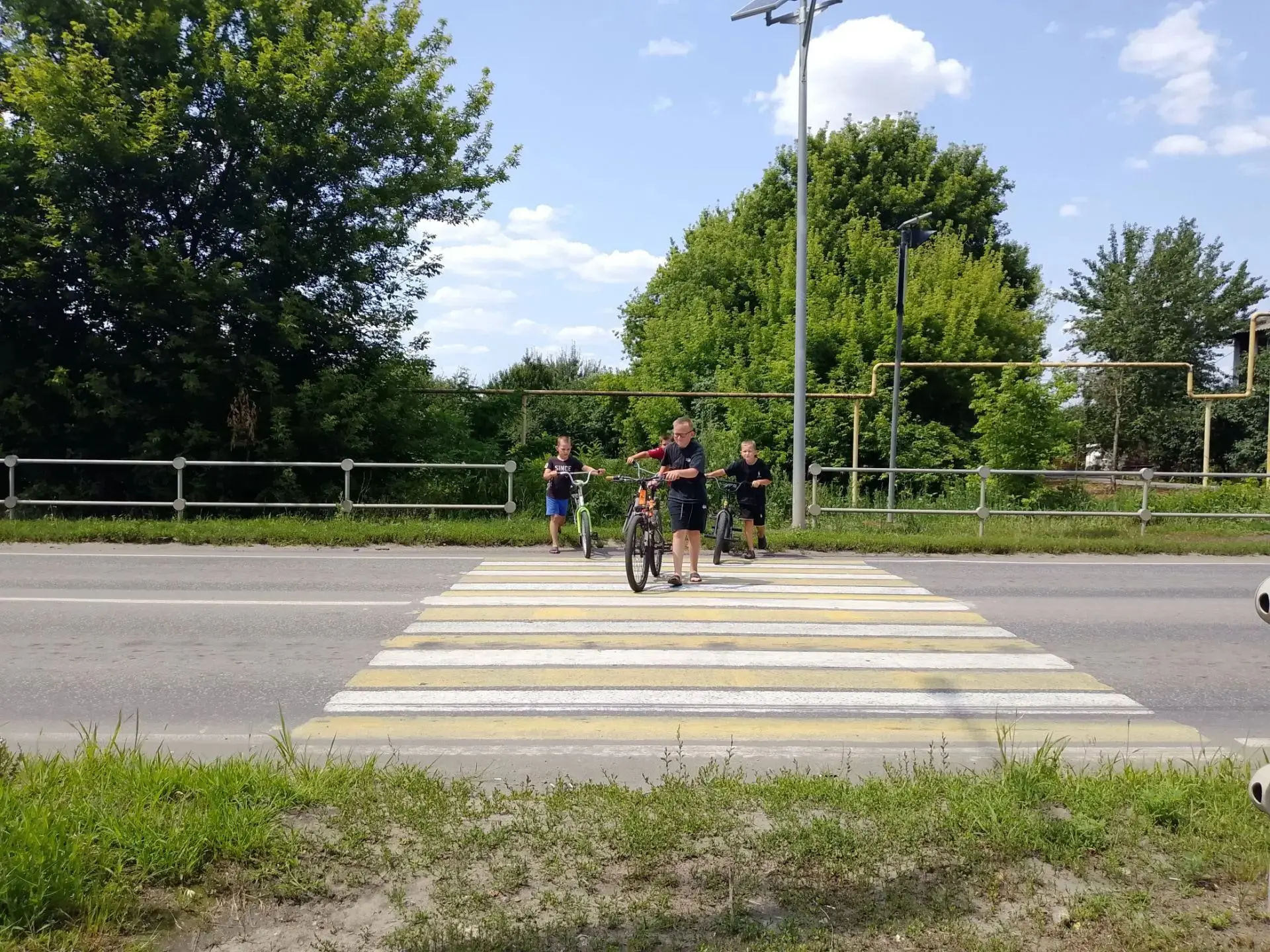 🎉 Безопасность детства: учимся переходить дорогу правильно! 🎉

На этой неделе в МКОУ Елизаветовска