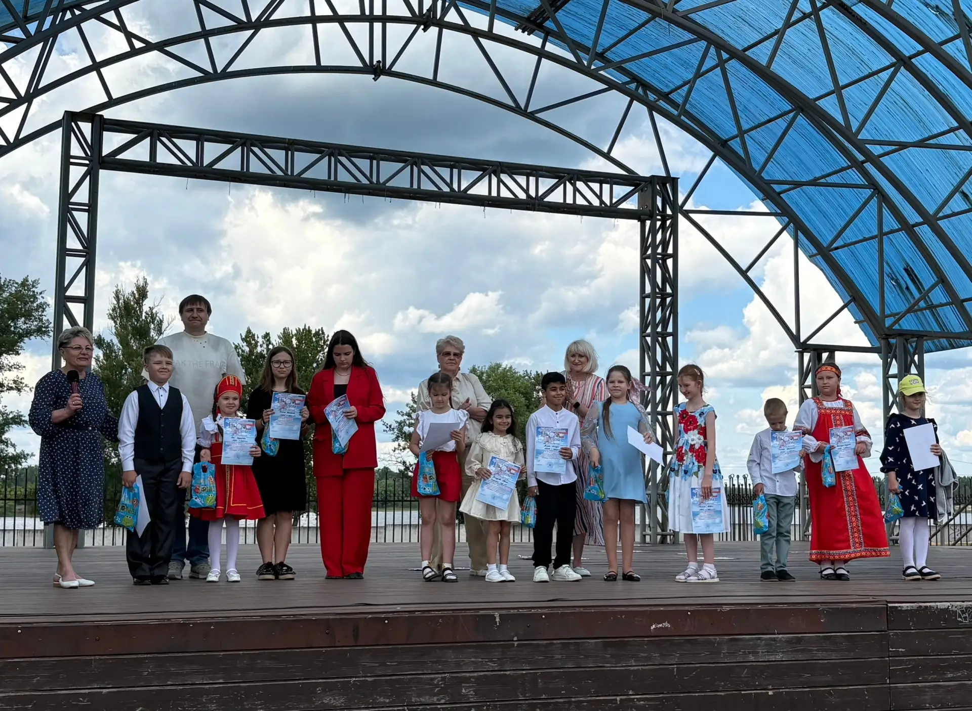 ЧИТАЕМ ПУШКИНА