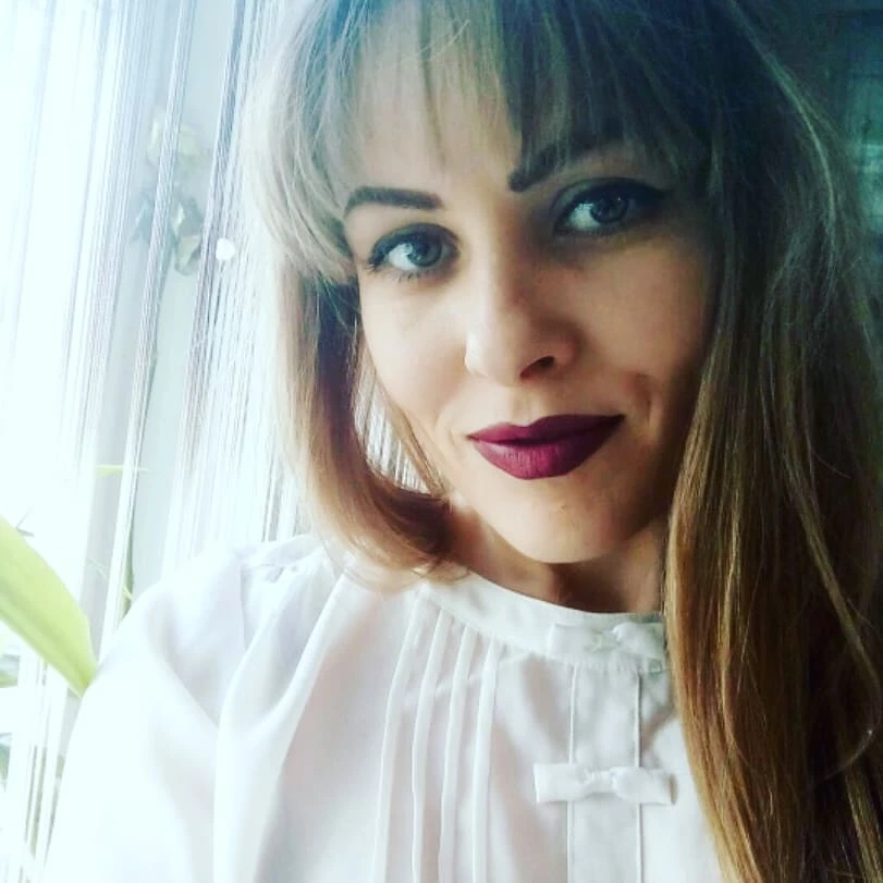 Снежана, 32 года. Воскресное утро: в окна льется яркий свет, на плите томится омлет со ...