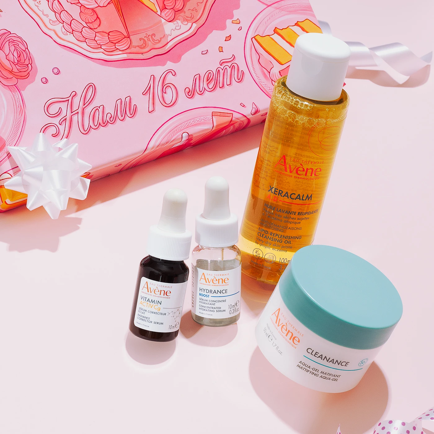 Бренд Eau Thermale Avène принял участие в Юбилейных коробочках с несколькими средствами.