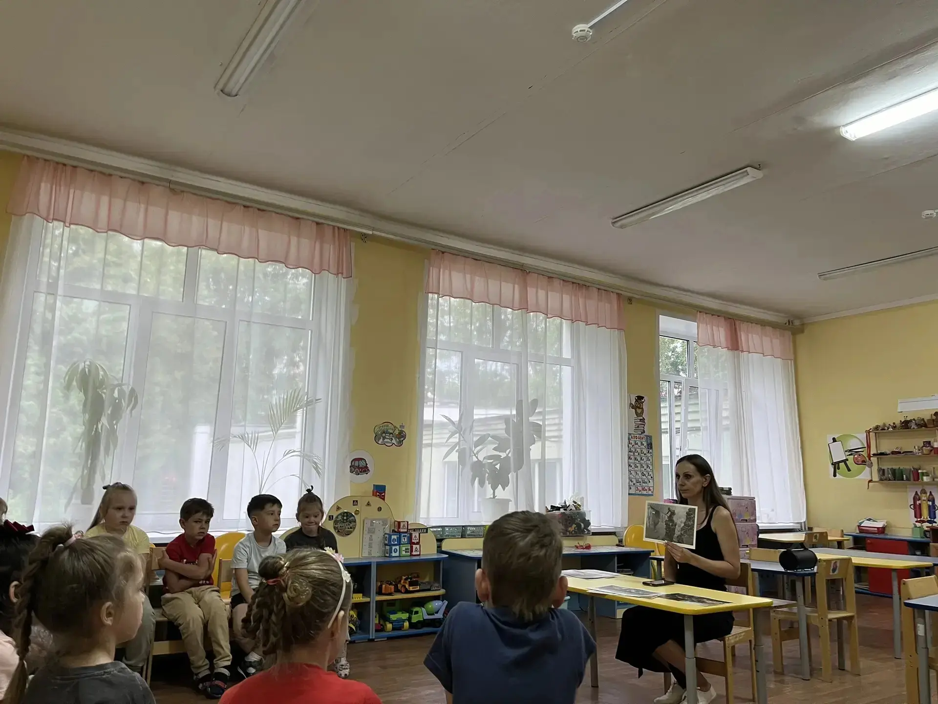 22 июня в группе №1 "Осьминожки" прошло занятие на тему "Начало Великой Отечественной Войны: трагеди