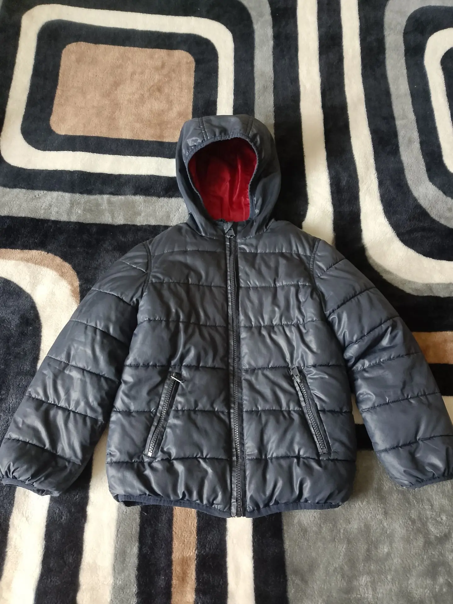 Продам , демисезонную куртку 🧥 на мальчика.Рост 122