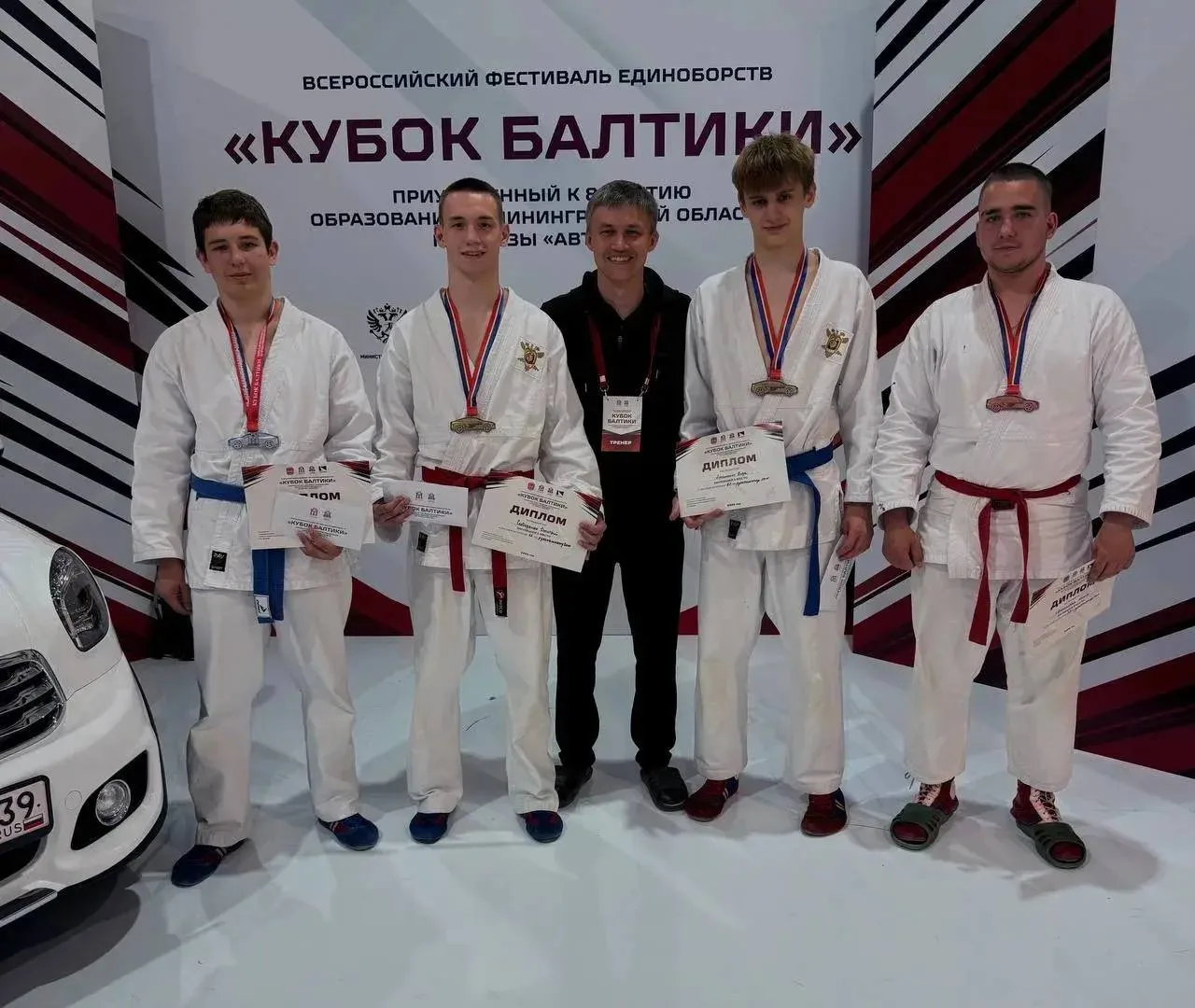 🥇 Ученик нашей школы Егор Ефименко занял 1 место по рукопашному бою в рамках открытого Всероссийског