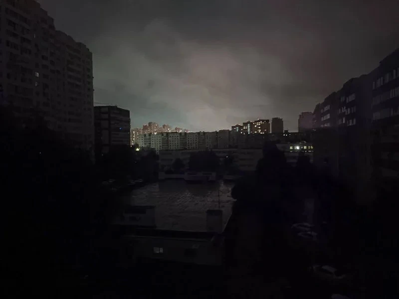 Пишут, что снова несколько улиц в городе полностью без электричества.