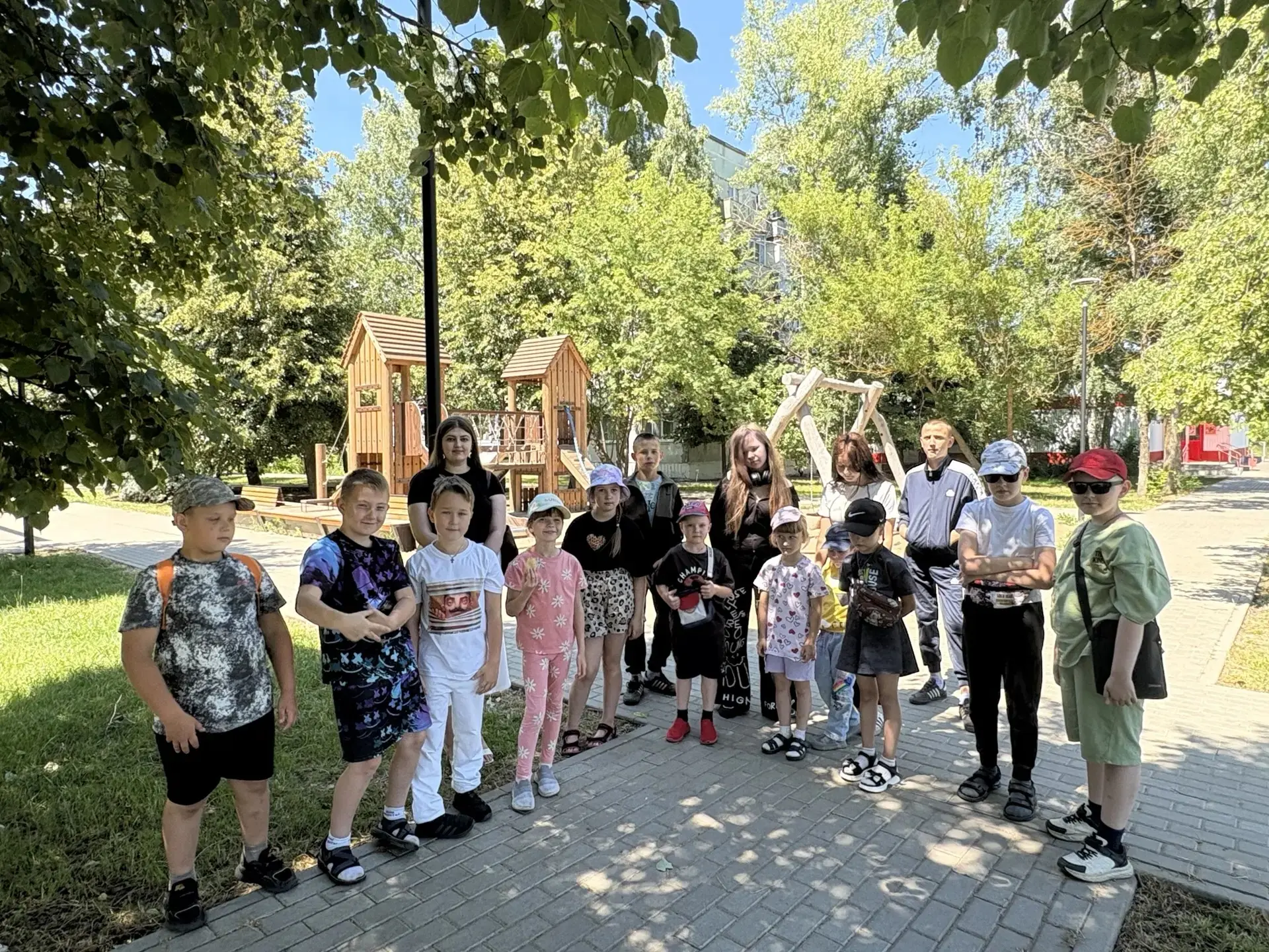 Привет, друзья! 👋 Сегодняшний день в пришкольном лагере "ШИК" был по-настоящему особенным, ведь это