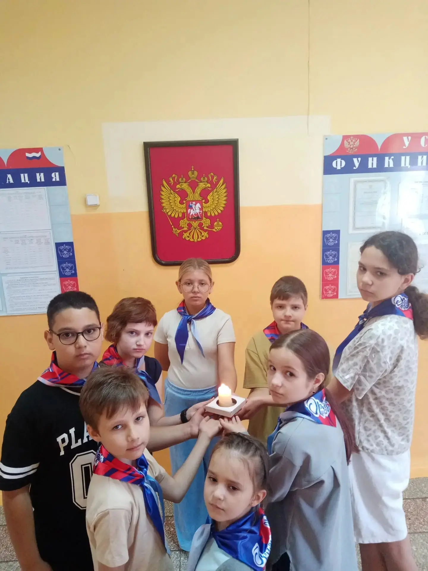 День памяти и скорби в пришкольном лагере "Алые паруса"

В этот день мы склоняем головы в память о т