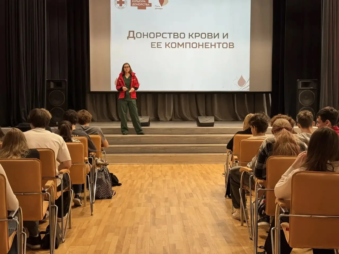 Добрые дела начинаются с правильных знаний 🫶  Именно такие знания сегодня получили наши ребята.  🔎К 
