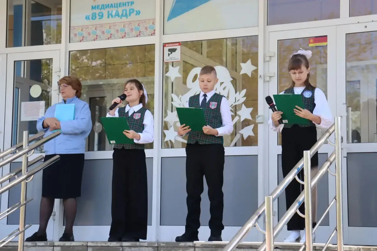 ПРОЩАЙ, НАЧАЛЬНАЯ ШКОЛА! В ДОБРЫЙ ПУТЬ!   🚀 Четыре года пролетели как один миг. Кажется, совсем неда
