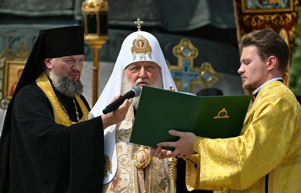 Крестный ход прошел в Москве у памятника святому князю Владимиру 

Православные верующие 28 июля отм