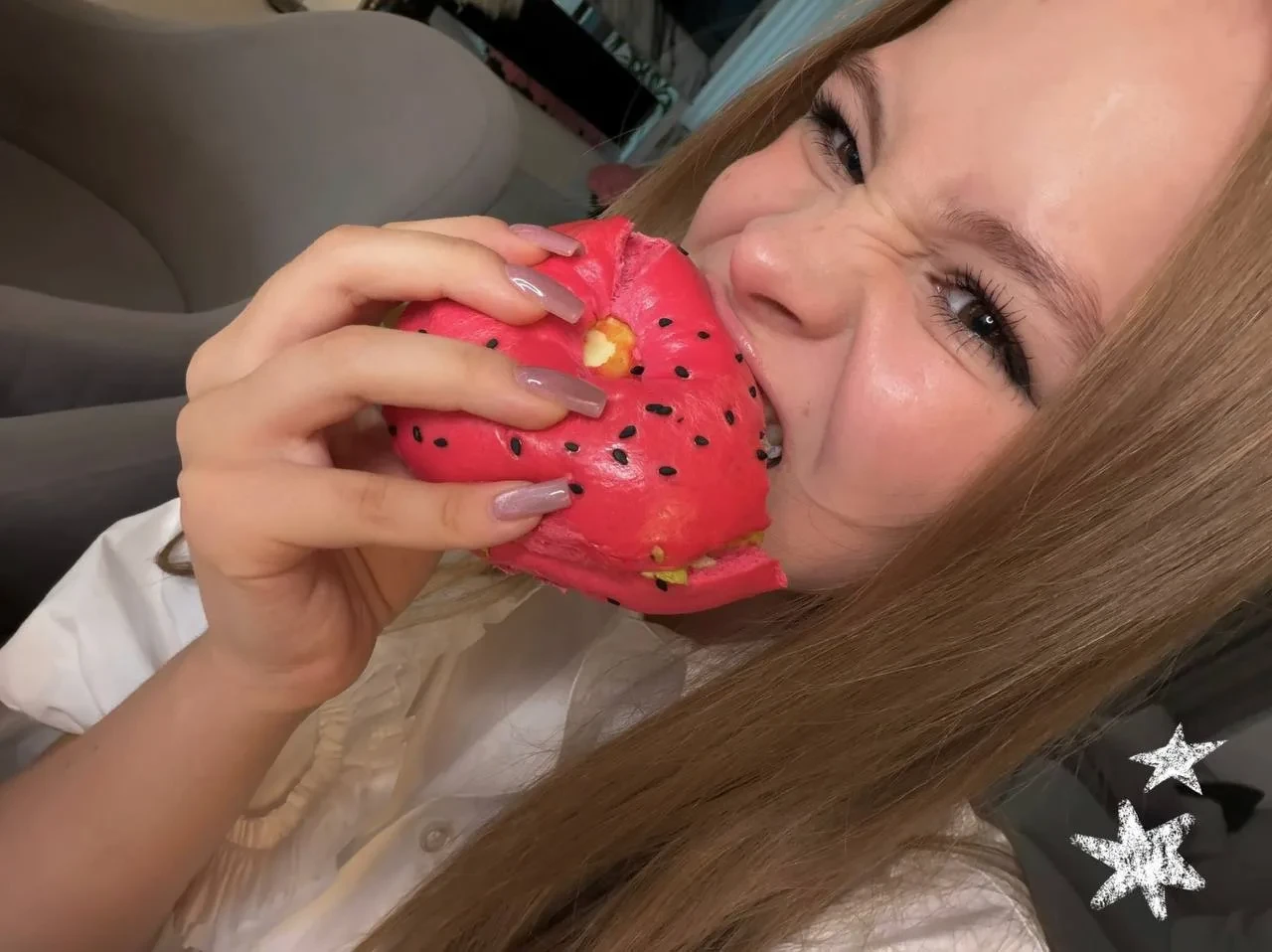 Милана Стар