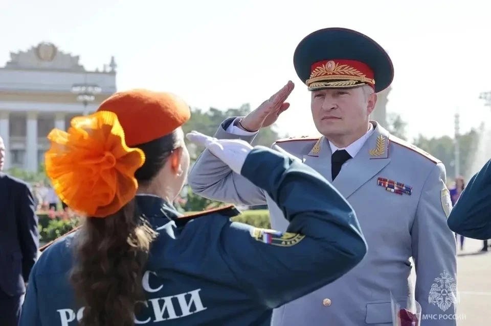 Куда пойти учиться? Поступай в высшие учебные заведения МЧС России!
