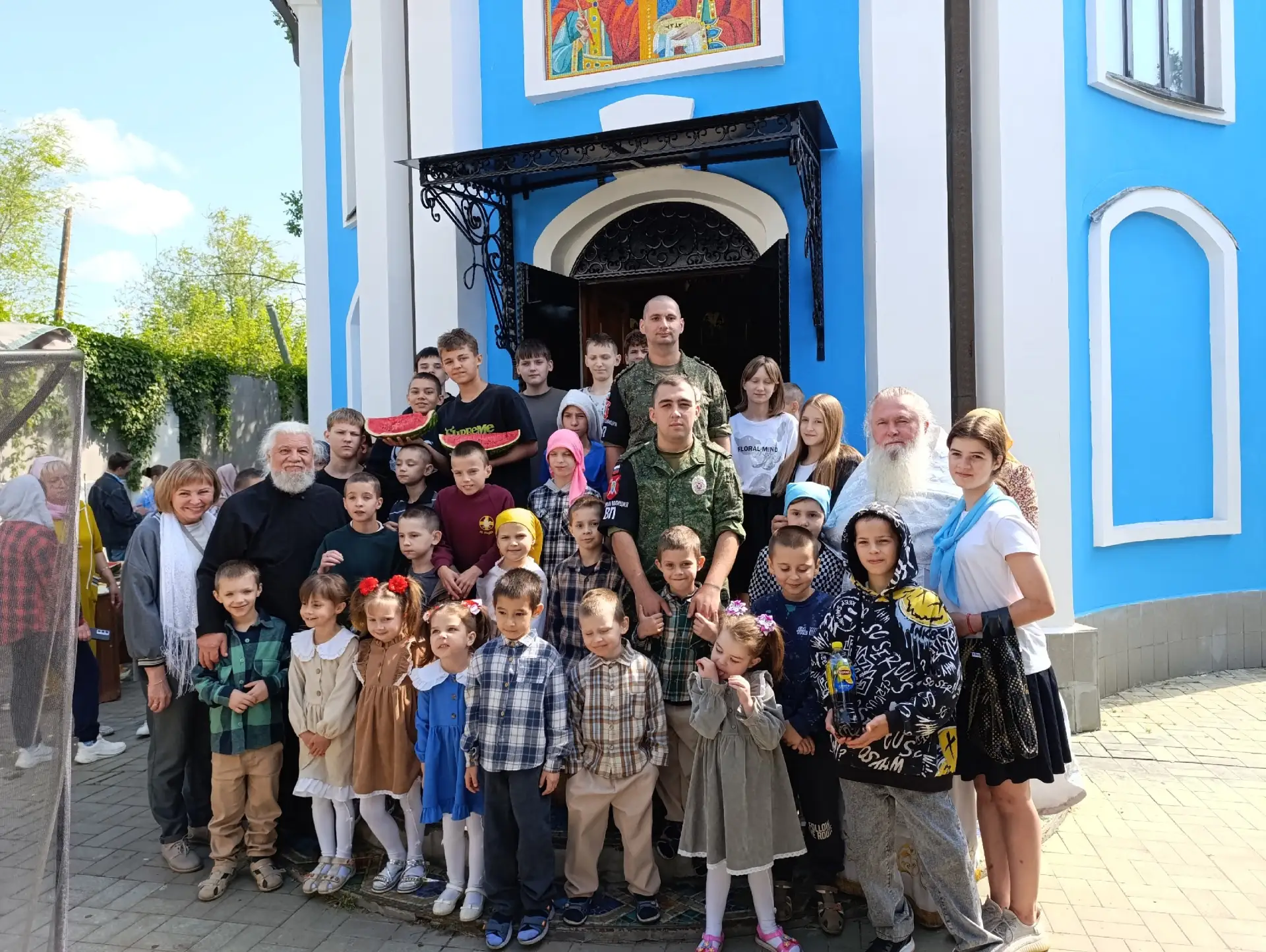 На вере держится Россия —