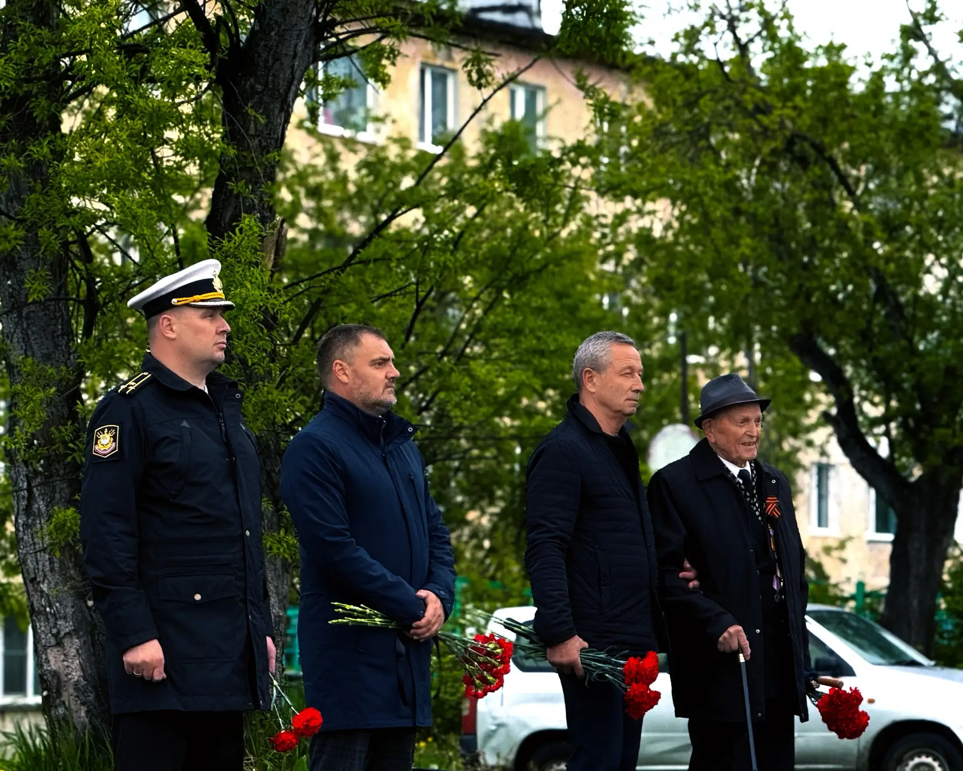 🕊️В жилом районе Приморский состоялось памятное мероприятие, посвящённое 85-й годовщин...
