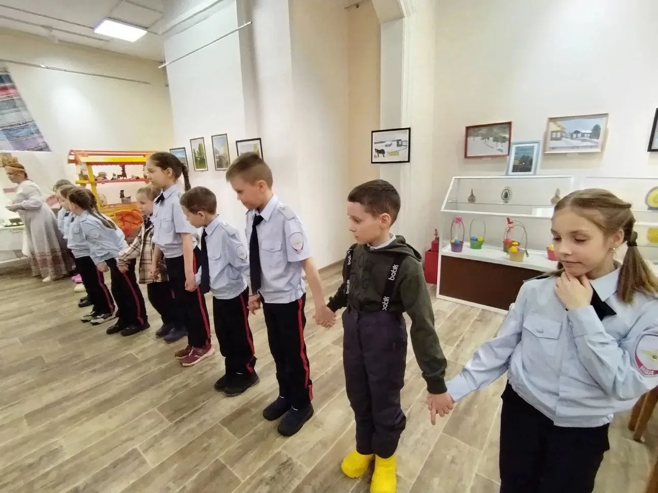 🚀 Кадетам — всё о главном празднике весны!  Как прошла неделя перед Пасхой у 2а класса?  Наши ребята