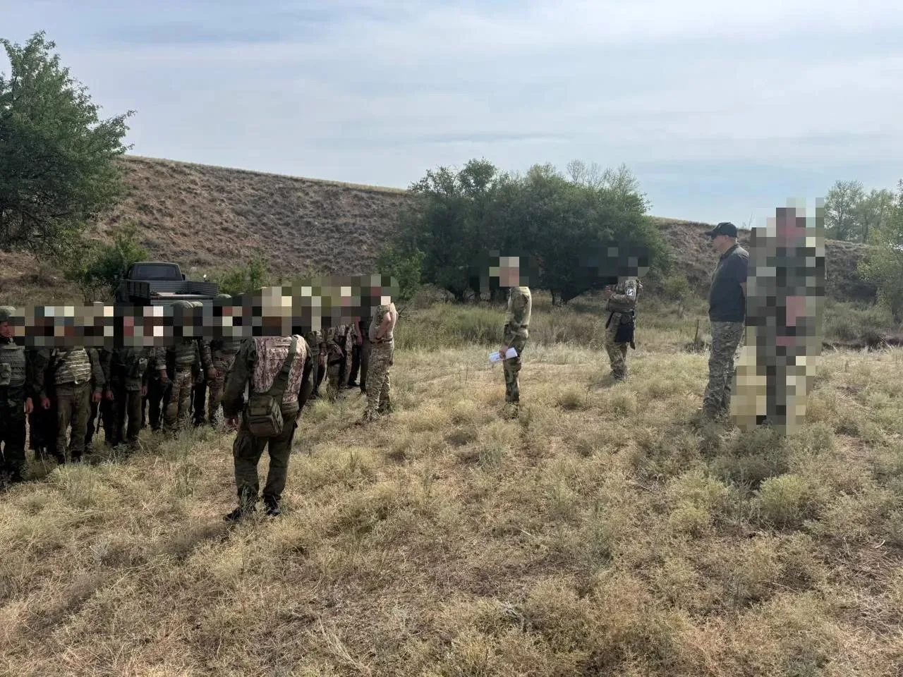 🎖 Депутат Госдумы Андрей Гимбатов побывал в одной из воинских частей Волгоградской обл...