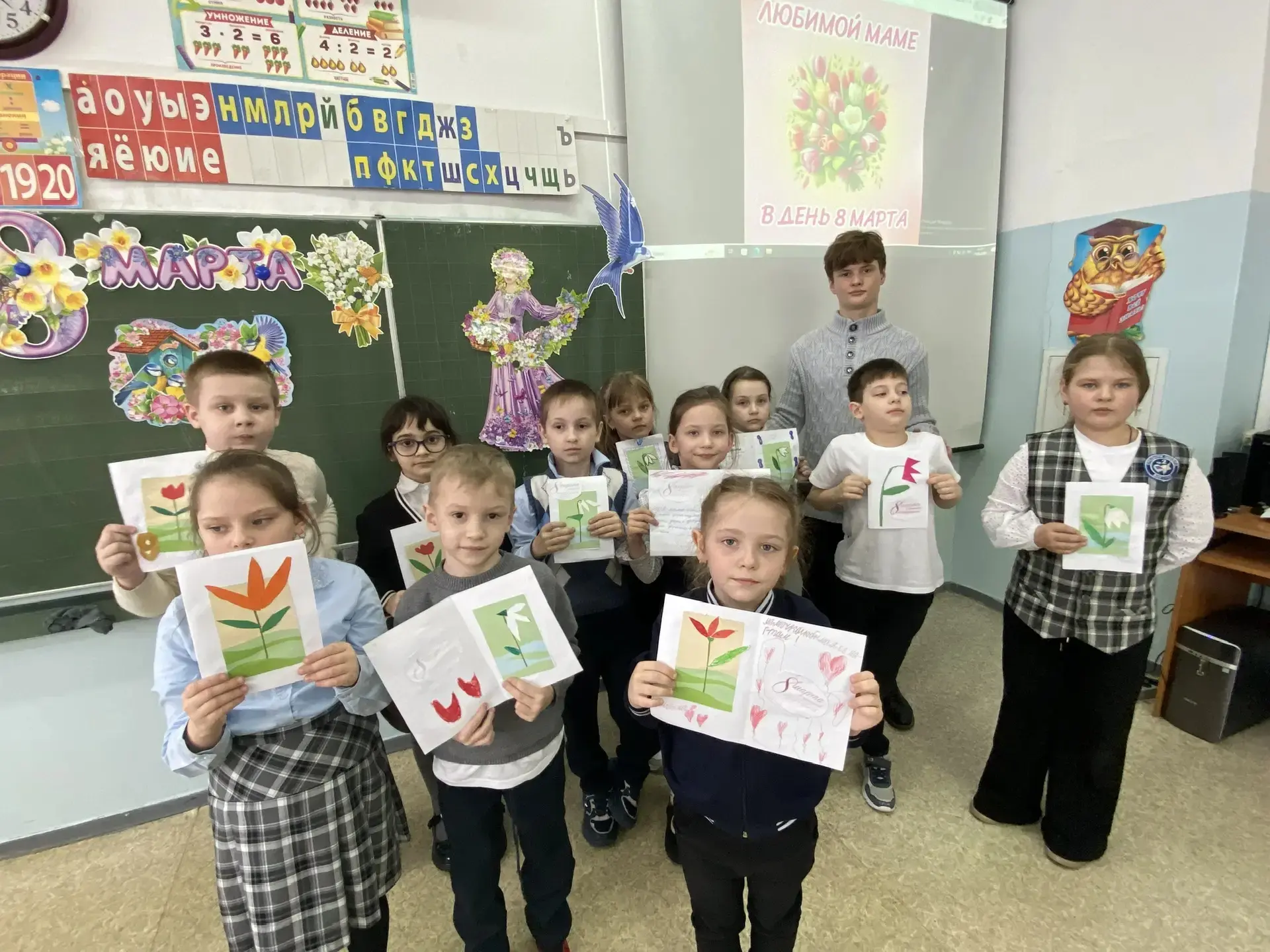 Мастер-класс к 8 Марта: делаем открытки с душой   Сегодня активисты Движения Первых в рамках Всеросс