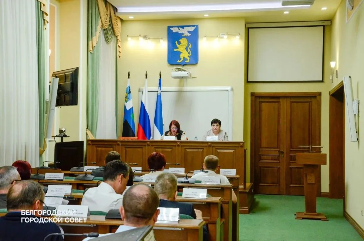 ⚪️ Претенденты на городскую доску почёта

Депутат Андрей Литвинов принял участие в заседании комисси