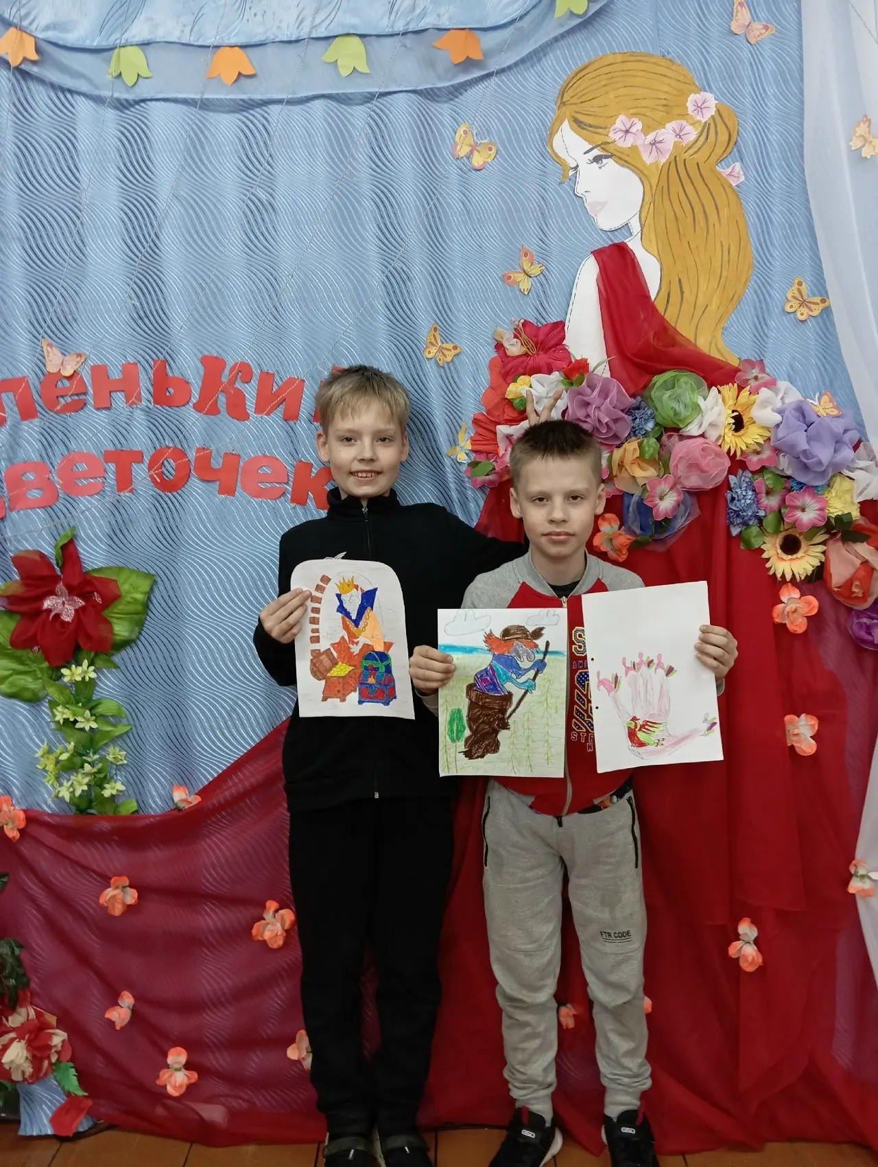 🌺Ребята,мы рады видеть Вас у нас в Доме культуры!🌺 В это лето мы окунёмся с вами в ск...