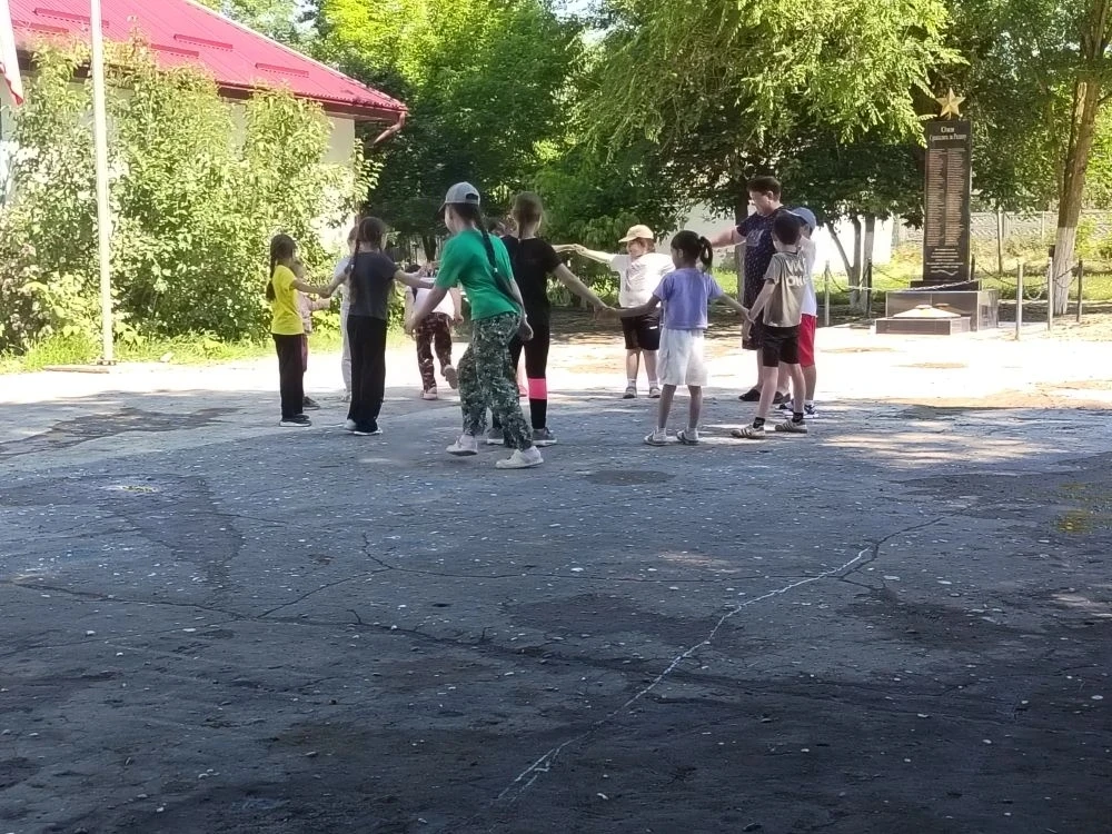 🌞 12-й день нашей летней площадки: энергия, здоровье и дружба народов!

Сегодня у нас был насыщенны