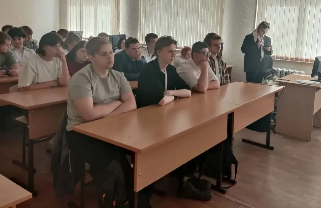 СТАРТ КАРЬЕРЫ УЖЕ СЕГОДНЯ! 🔥

Хотите попробовать свои силы в стабильной компании и не ждать «потом»