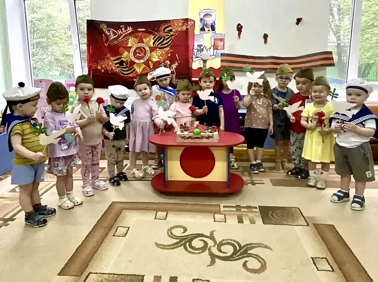 ПОБЕДНЫЙ МАЙ 🎆День Победы отметили в эти дни во всех дошкольных корпусах «Глории».   💫 В преддверии 