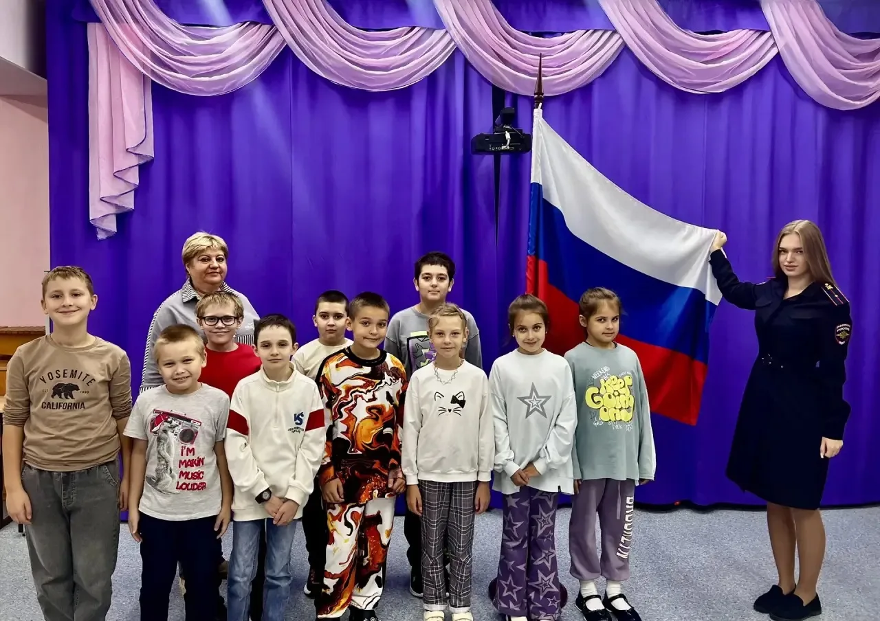 Накануне в нашем школьном лагере прошла интересная и познавательная беседа с сотруднико...