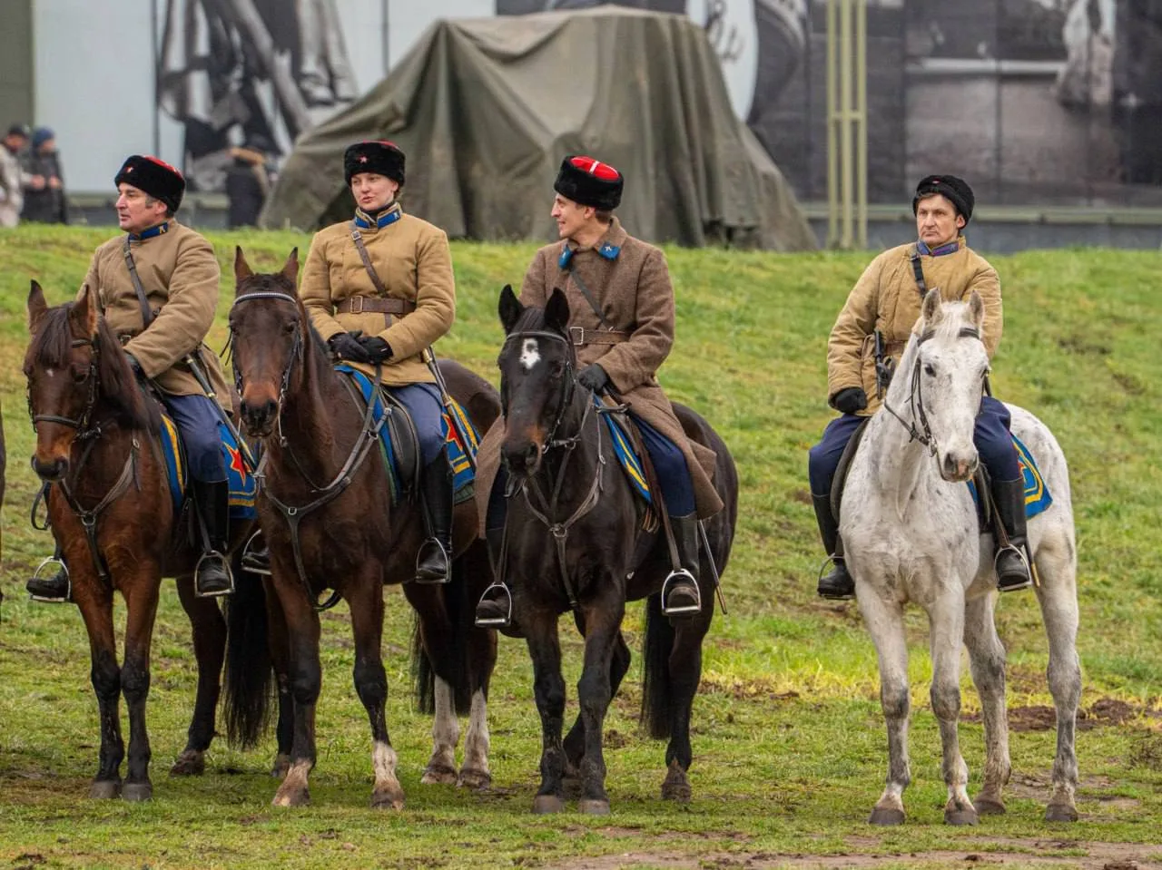 🐴 Бесплатные конные шоу и мастер-классы в парке «Патриот»  В музейно-храмовом комплексе «Дорога памя