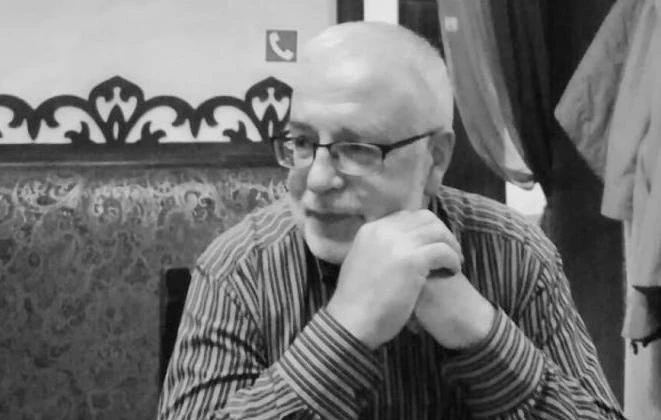 Умер пермский поэт, автор сборника стихотворений "Книга из телефона" Станислав Богуслав...