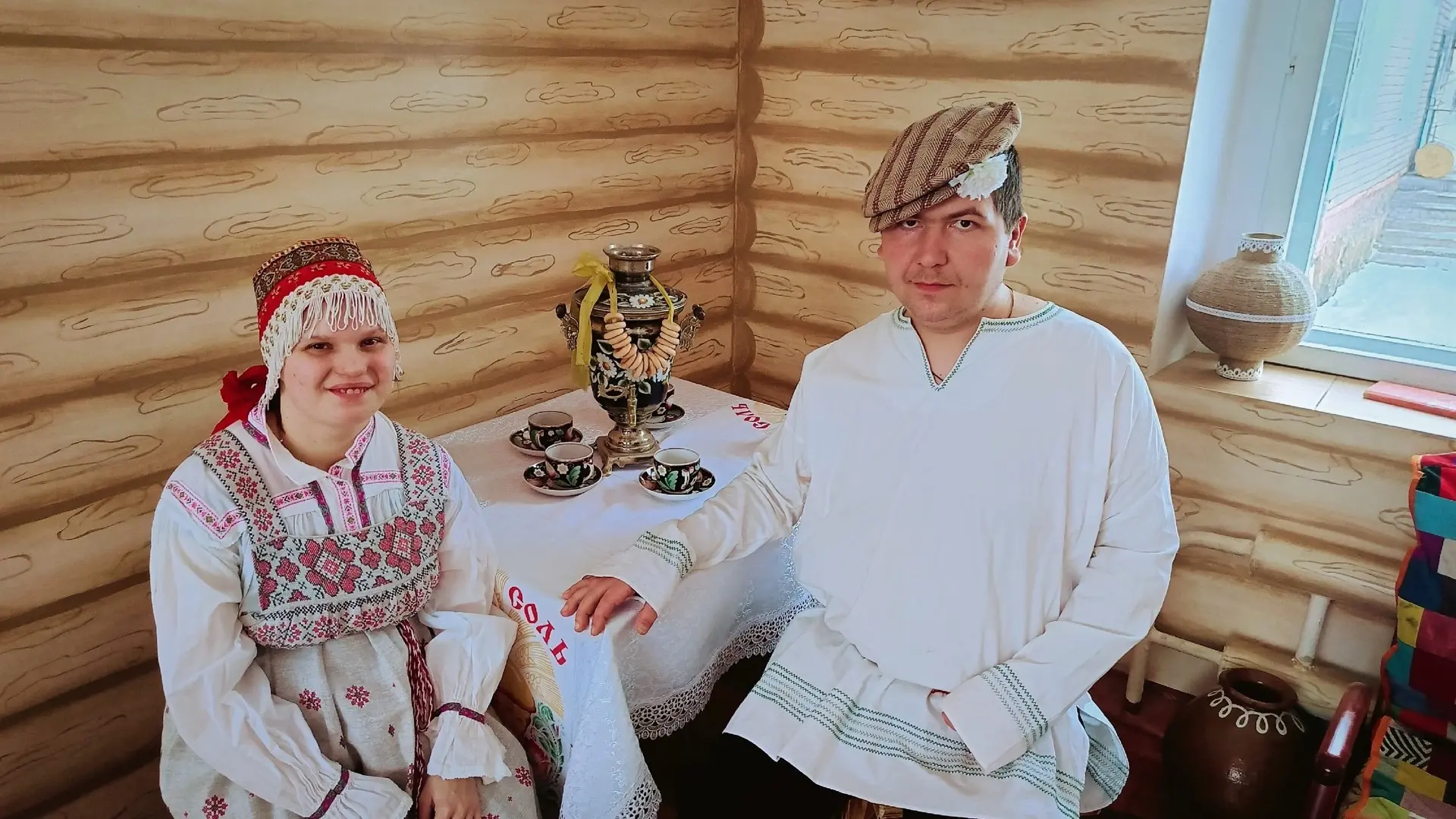 В рамках Года единства народов России в Доме социального обслуживания «Сосновая Роща» прошёл цикл ме